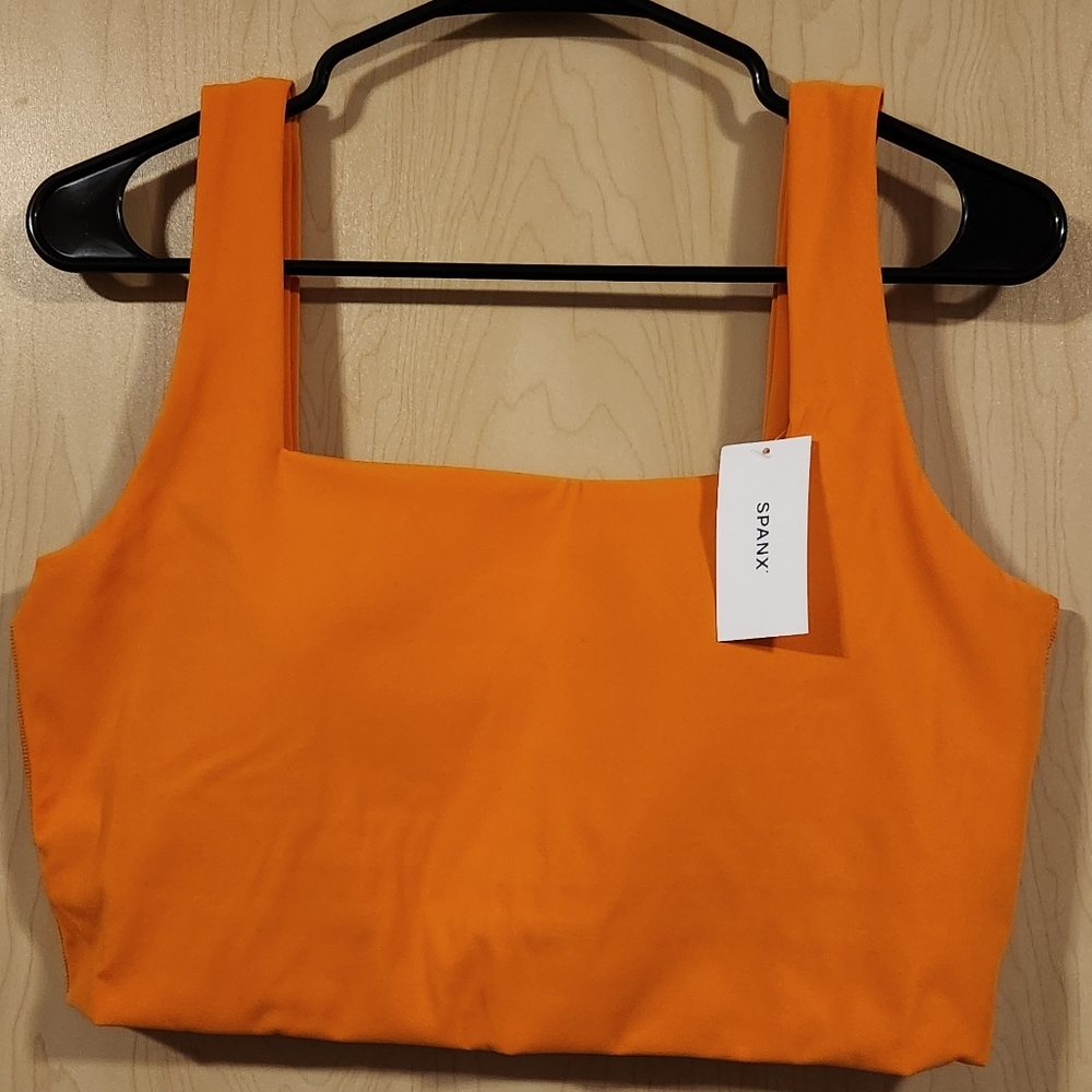Spanx Square Neck Cropped Shelf Tank - LARGE